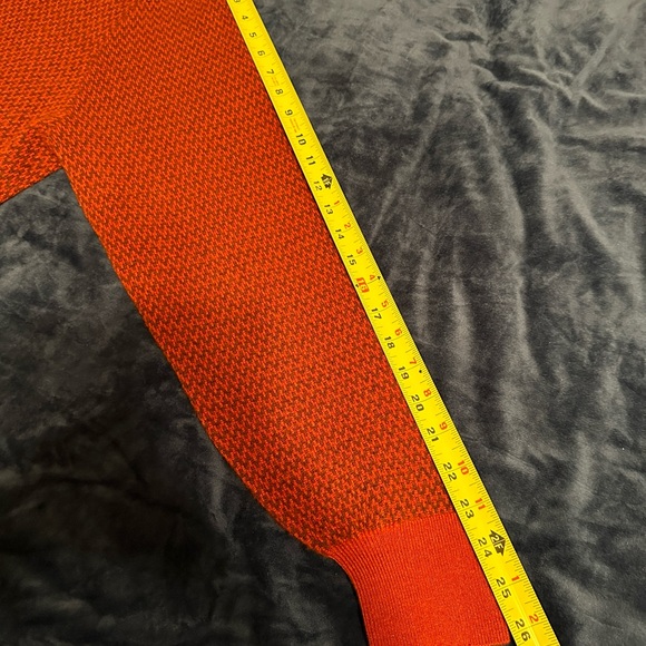 Kiton Sweater 100% Cashmere. Size Italian 52. Burgundy and Brownish Black. - Picture 15 of 16